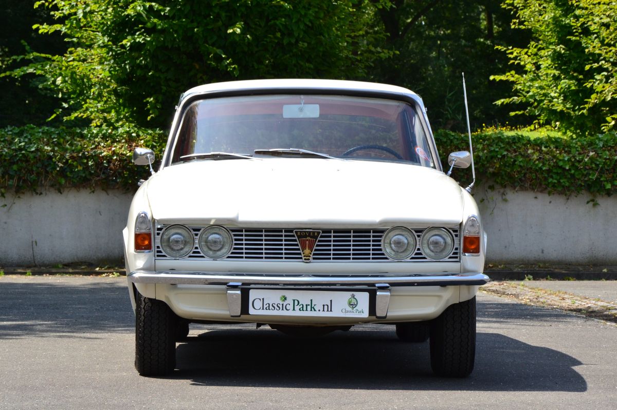 Classic Park Cars | Rover 2000 SC