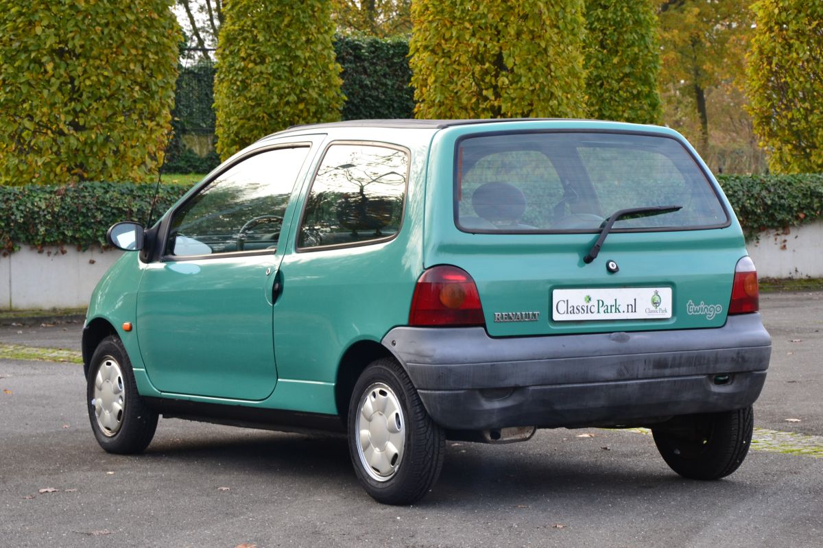 Renault Twingo - Classic Park Cars