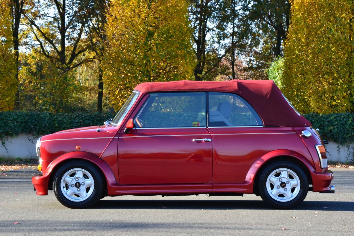 Classic Park Cars | Rover Mini cabriolet