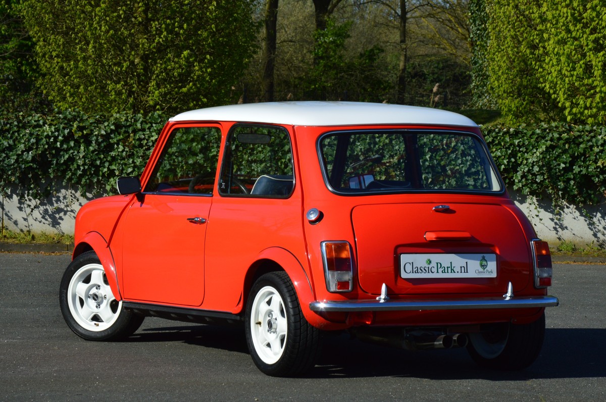 Mini 1000 E (Austin) - Classic Park Cars