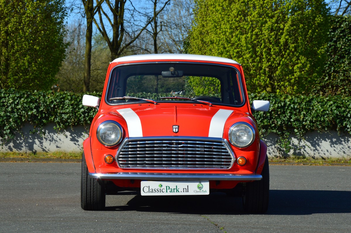 Mini 1000 E (Austin) - Classic Park Cars