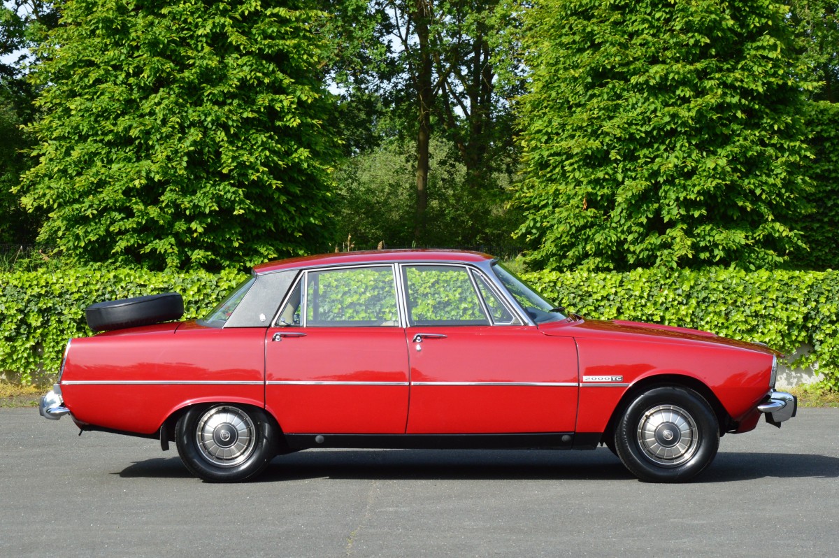 Rover 2000 TC - Classic Park Cars