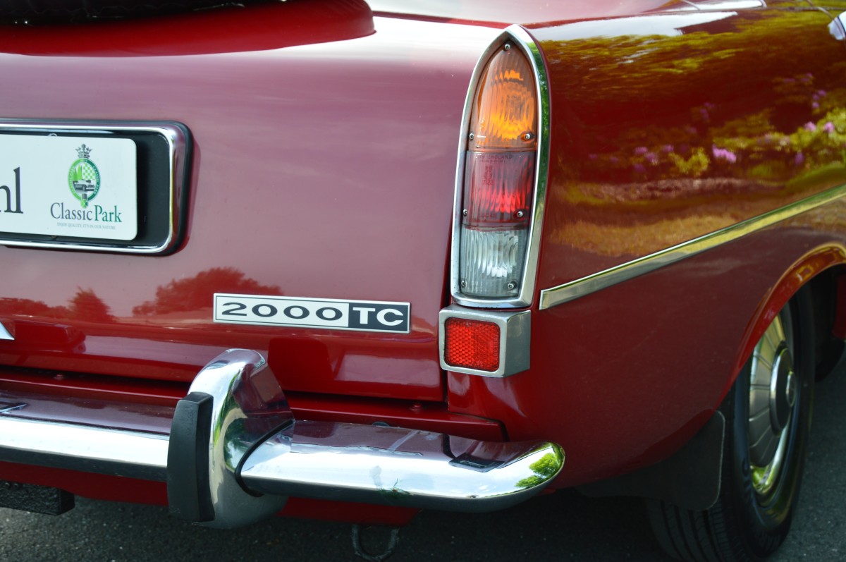 Rover 2000 TC - Classic Park Cars